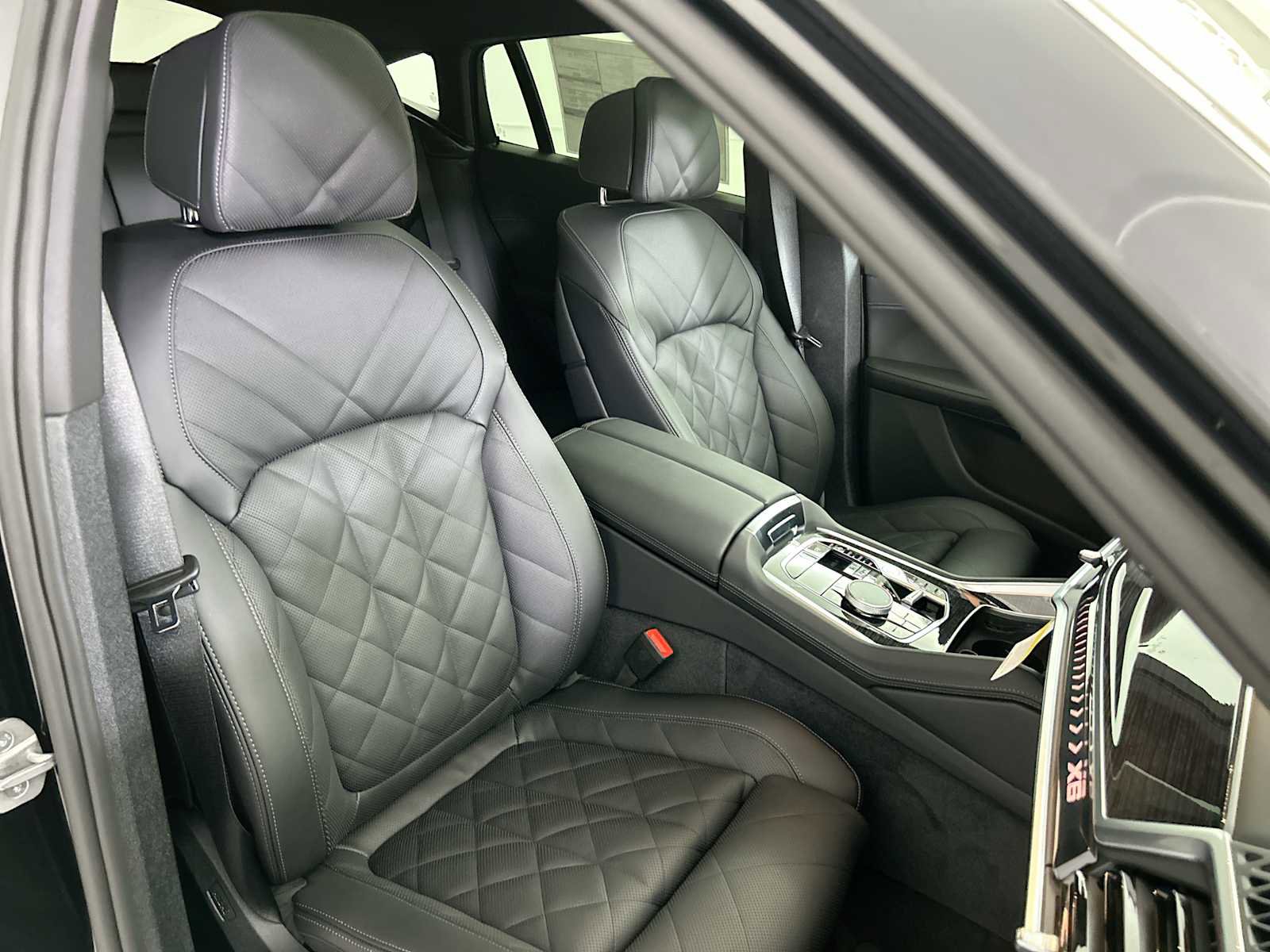 New 2026 BMW X6 xDrive40i image 26