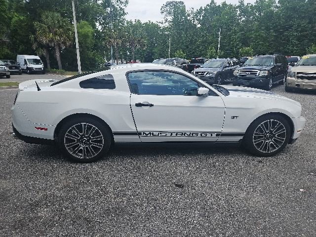 Used 2010 Ford Mustang GT Premium RWD image 6