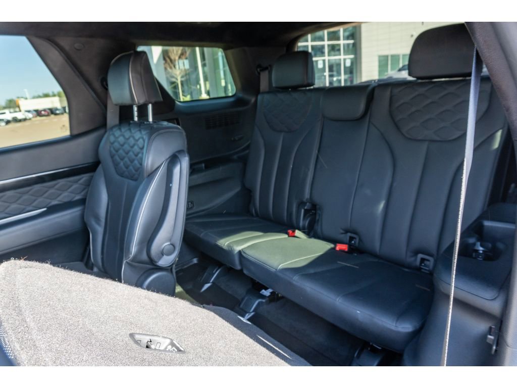 Used 2022 Hyundai Palisade Calligraphy image 15