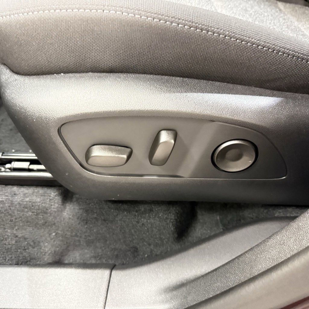 New 2026 GMC Acadia Elevation w/ LPO, Floor Liner Package FWD image 25