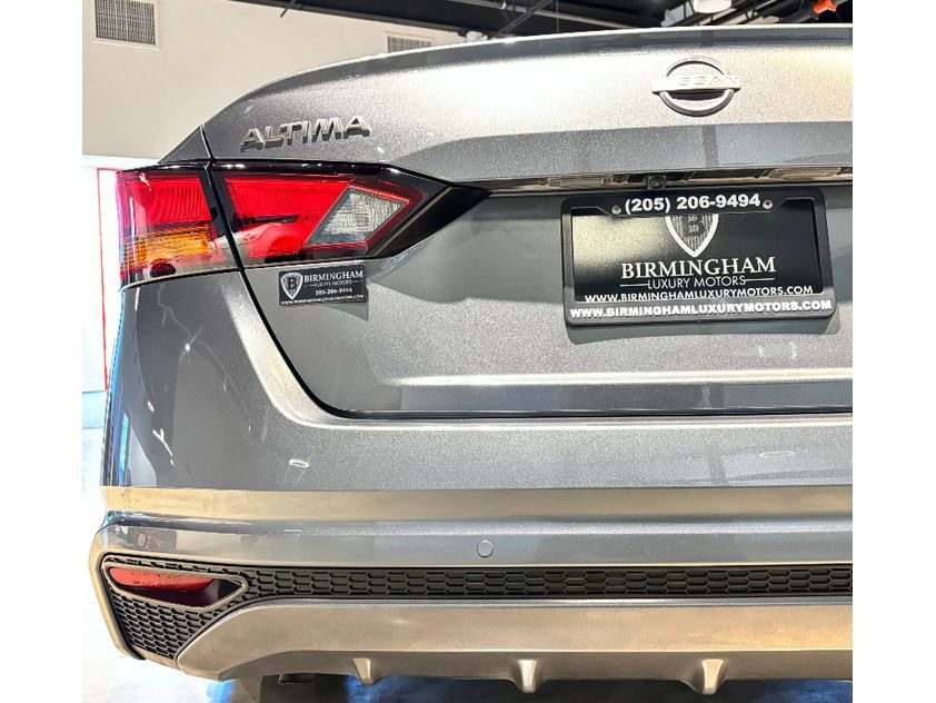 Used 2024 Nissan Altima 2.5 SV image 15