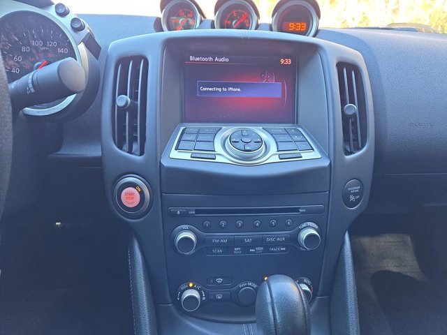 Used 2017 Nissan 370Z w/ Sport Package image 26