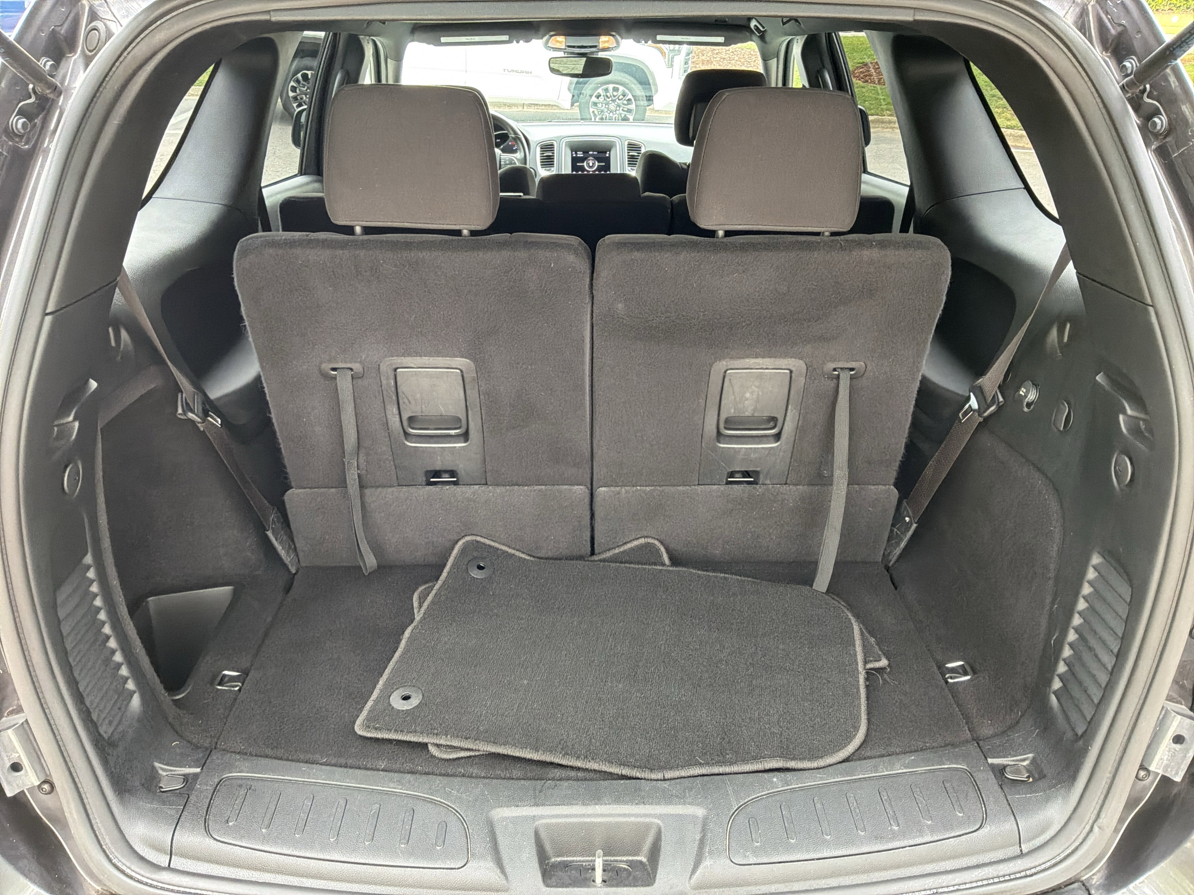 Used 2019 Dodge Durango SXT AWD/4WD image 32