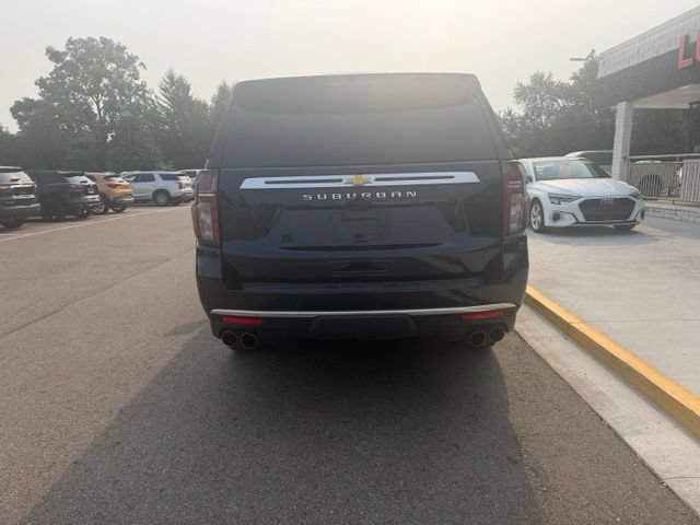 Used 2022 Chevrolet Suburban High Country AWD/4WD image 8
