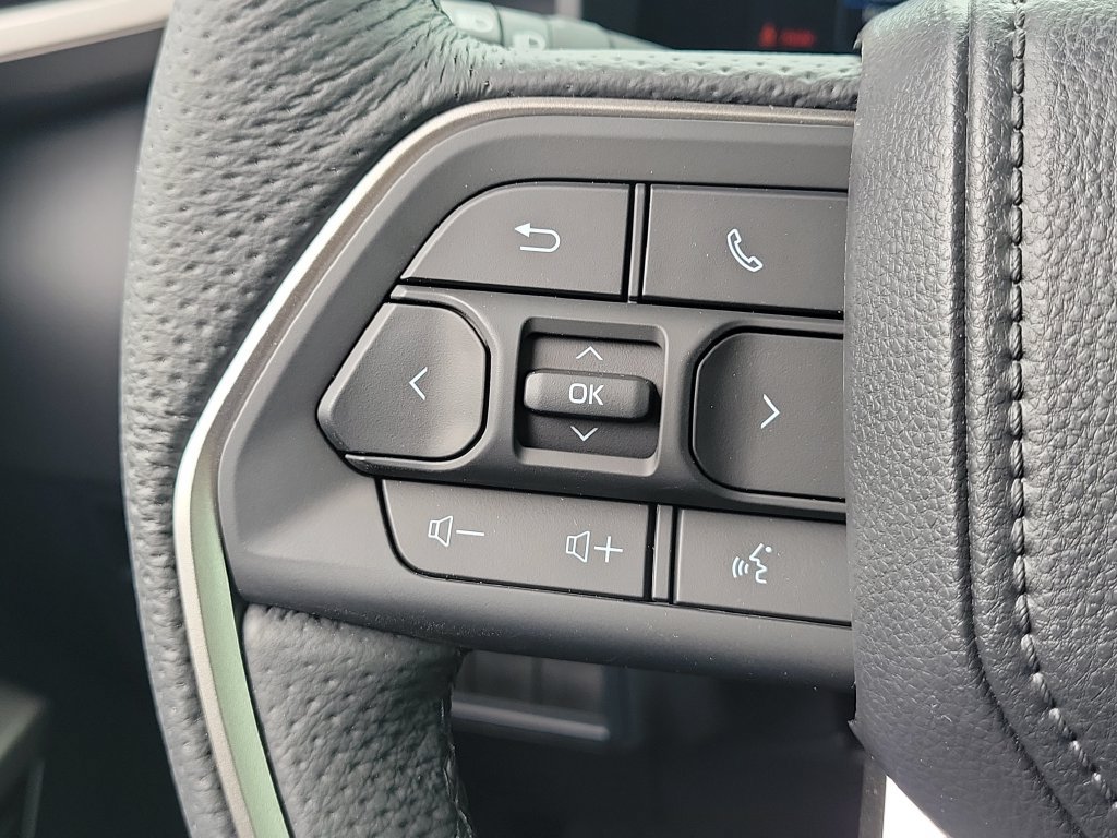 New 2026 Toyota Tundra Limited AWD/4WD image 9