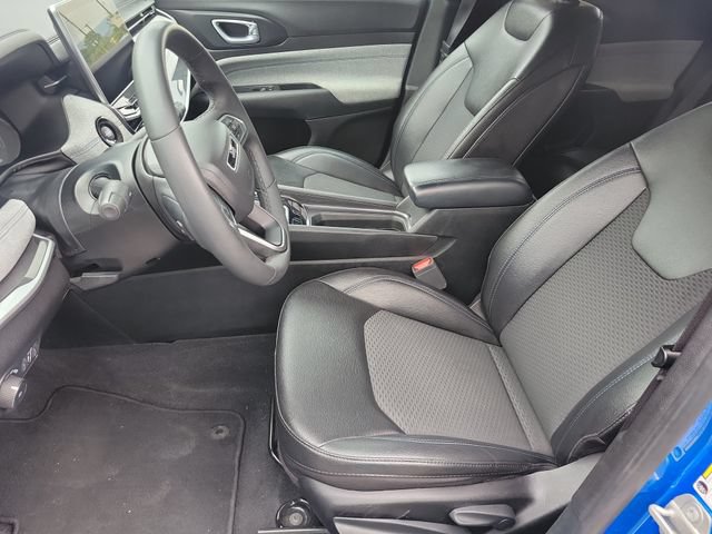 Used 2024 Jeep Compass Latitude AWD/4WD image 9