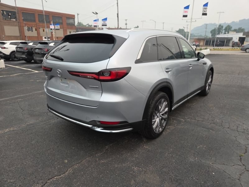 Used 2024 MAZDA CX-90 3.3 Turbo w/ Premium Package AWD/4WD image 7