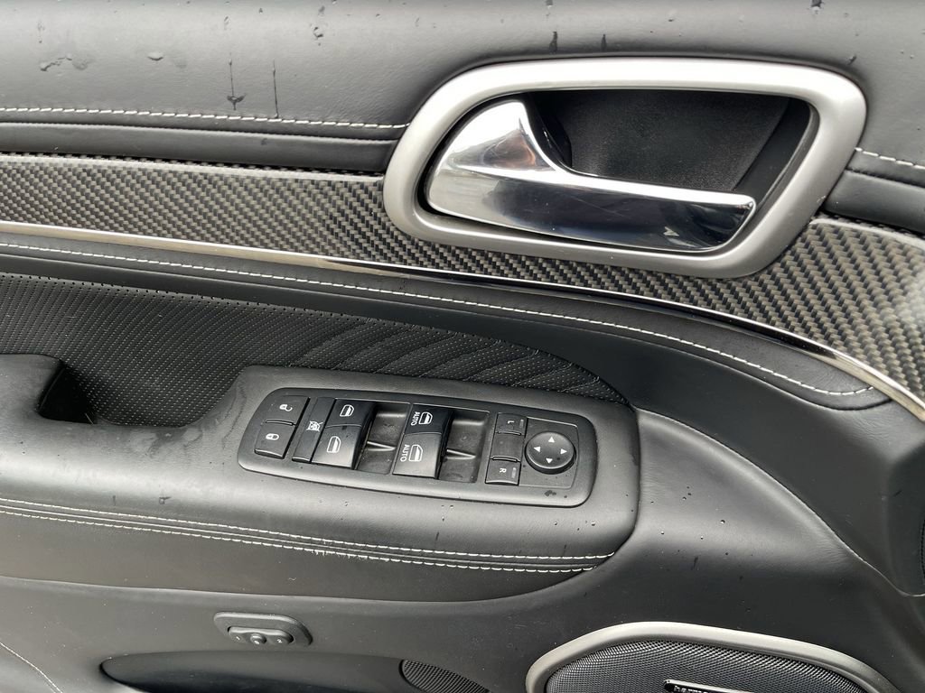 Used 2017 Jeep Grand Cherokee SRT image 24