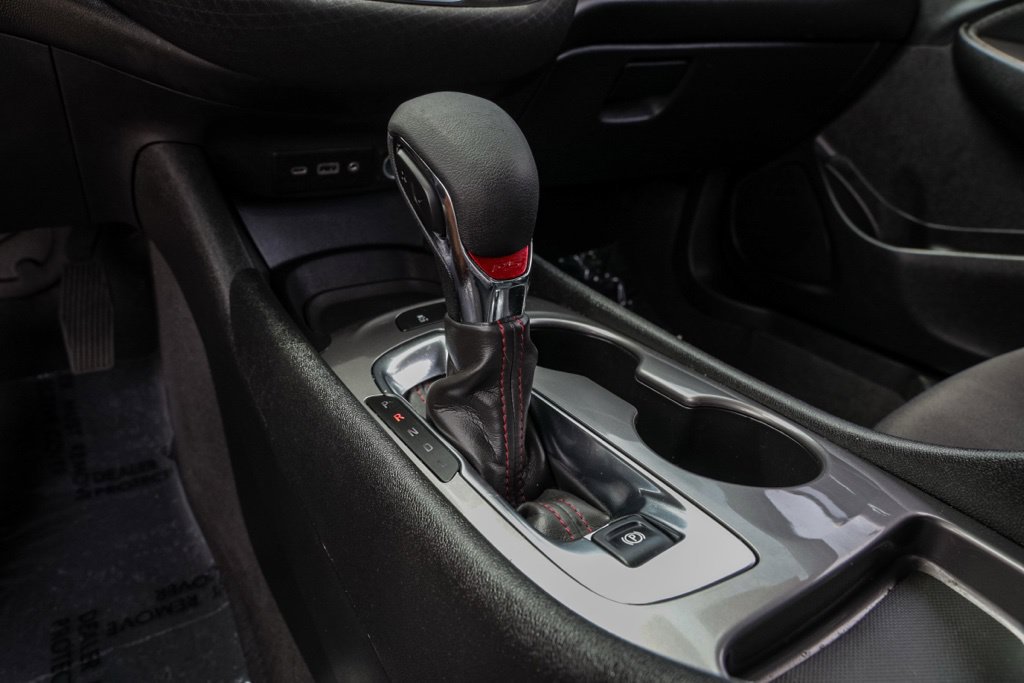 Used 2025 Chevrolet Malibu RS FWD image 31