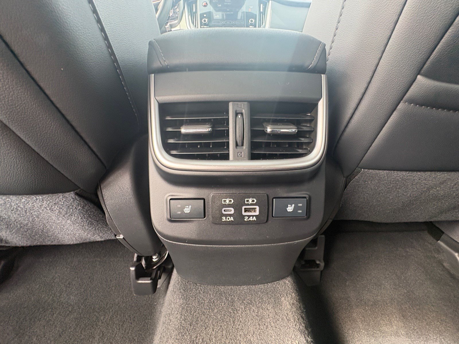 Used 2024 Subaru Outback Touring AWD/4WD image 21