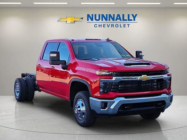 New 2026 Chevrolet Silverado 3500 LT w/ Convenience Package AWD/4WD image 7