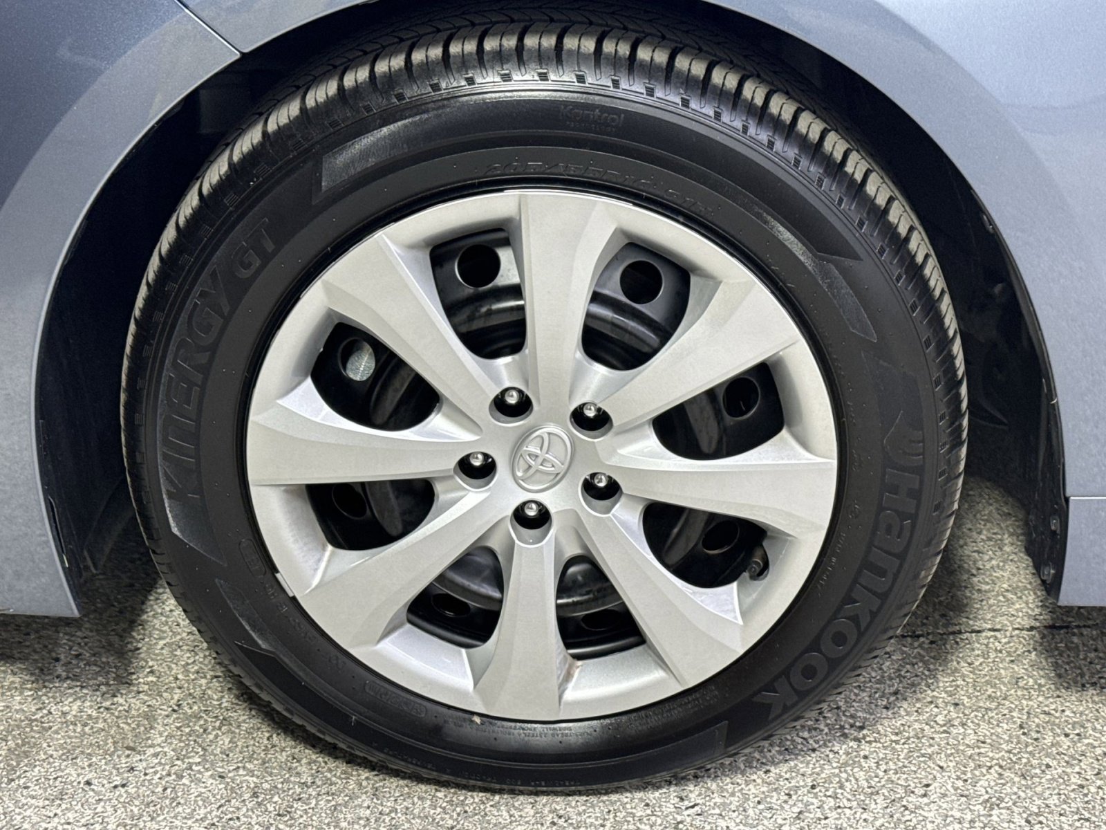 Used 2025 Toyota Corolla LE image 16