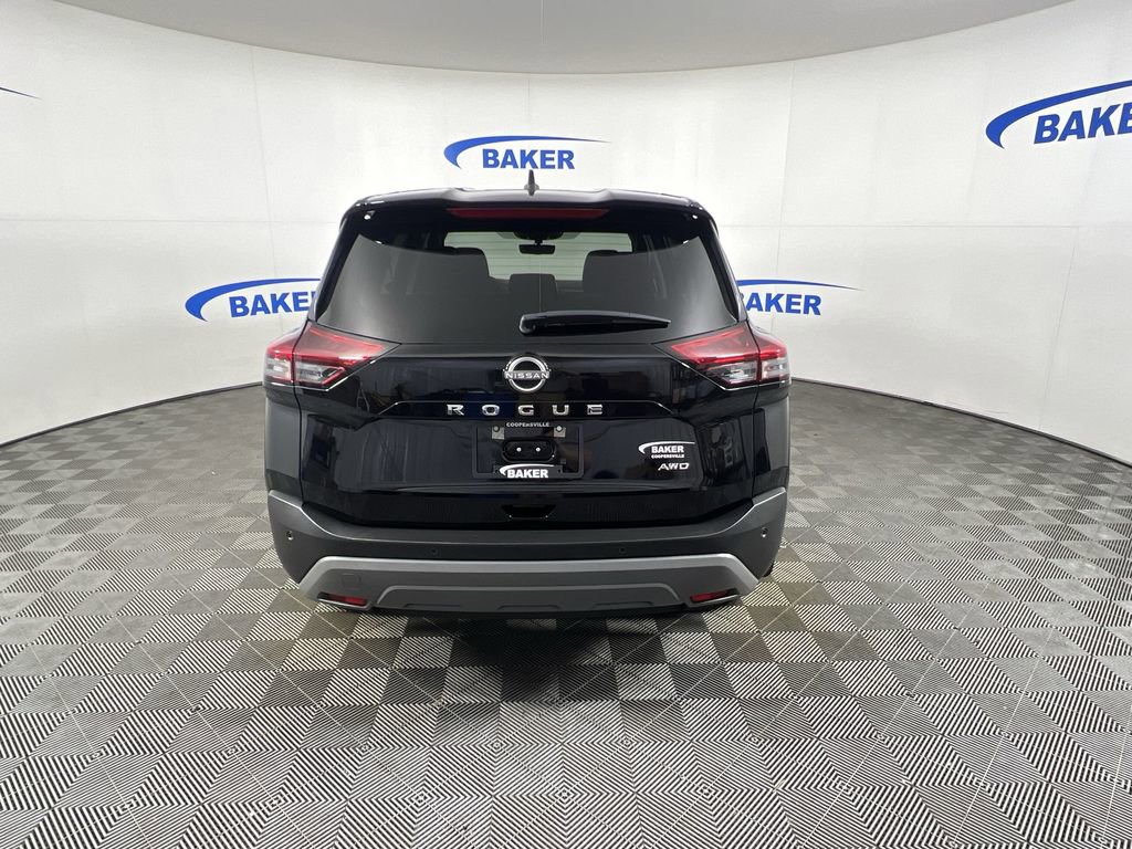 Used 2023 Nissan Rogue S image 8