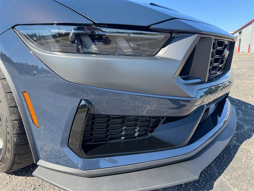 New 2025 Ford Mustang Dark Horse image 22