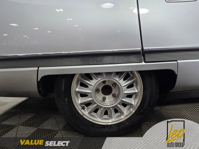 Used 1994 Cadillac De Ville Concours FWD image 21