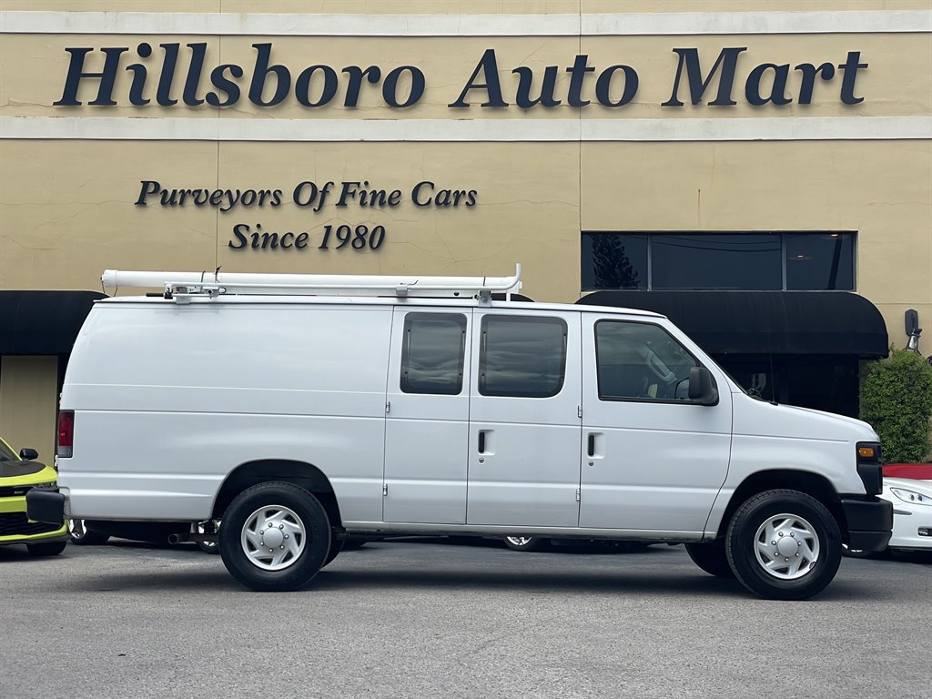 Used 2009 Ford E-250 and Econoline 250 Extended RWD image 5