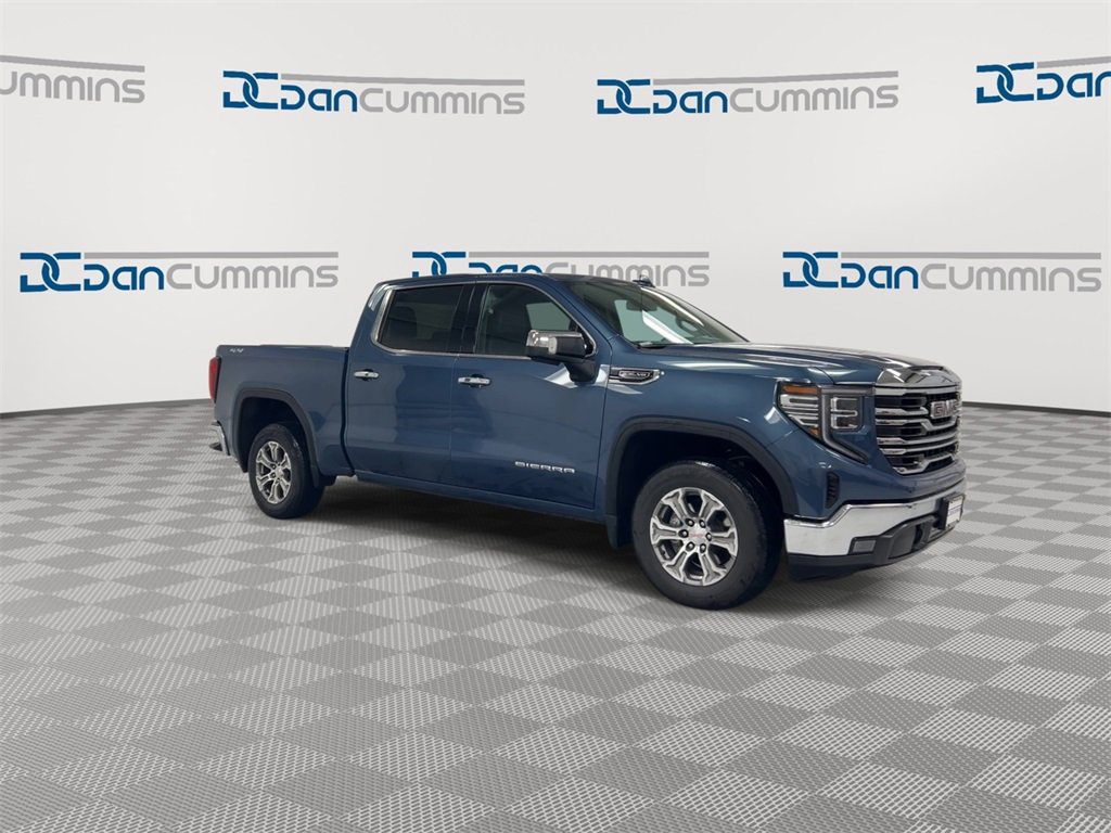 Used 2024 GMC Sierra 1500 SLT image 2
