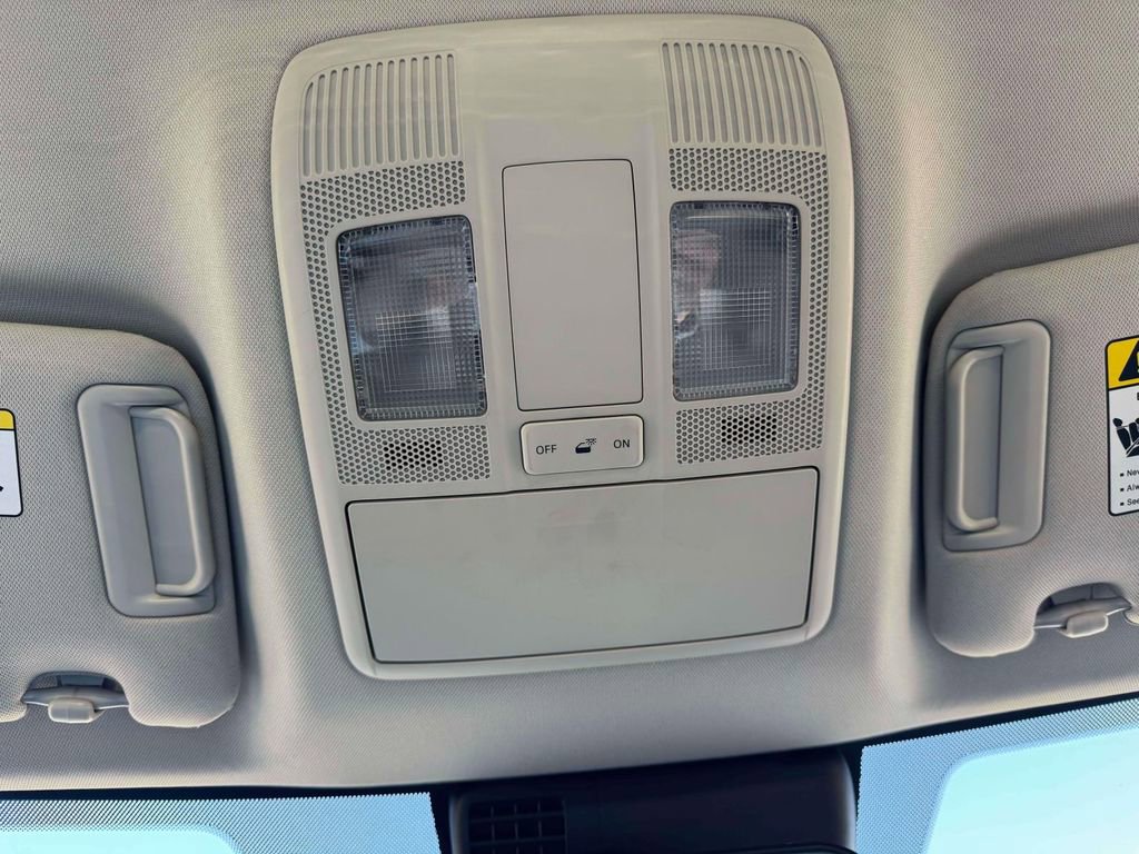 Used 2020 MAZDA CX-5 Touring image 33