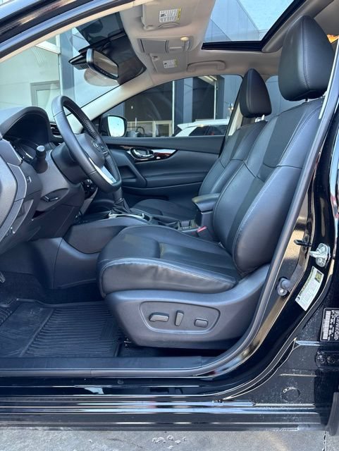 Used 2022 Nissan Rogue Sport SL w/ Premium Package AWD/4WD image 5