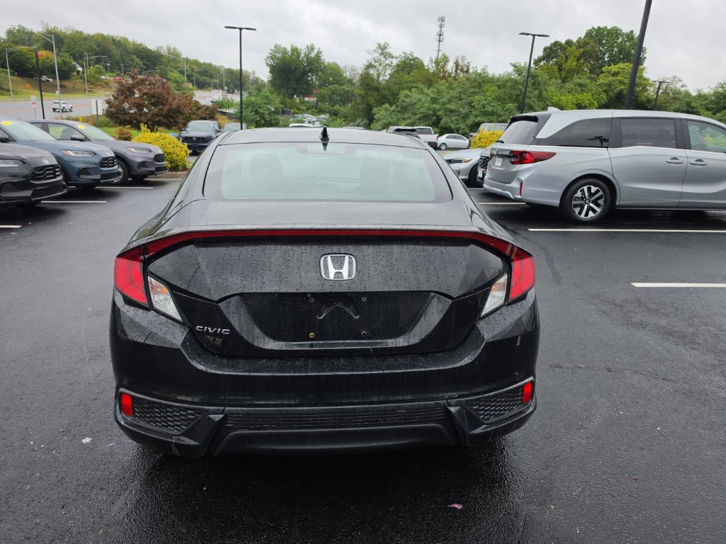 Used 2017 Honda Civic EX-T image 4