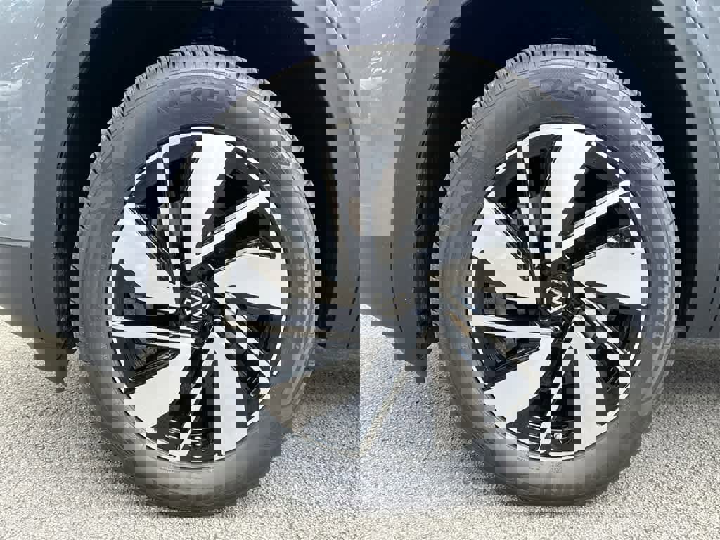 New 2026 Volkswagen Atlas SE image 10