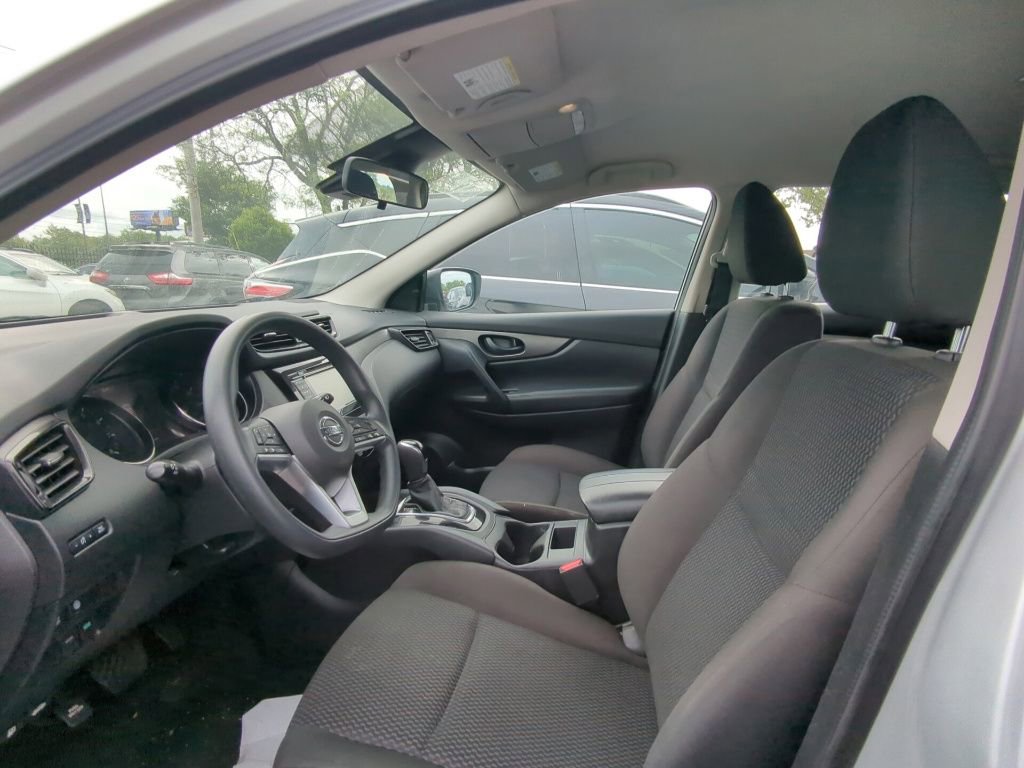 Used 2021 Nissan Rogue Sport S FWD image 5