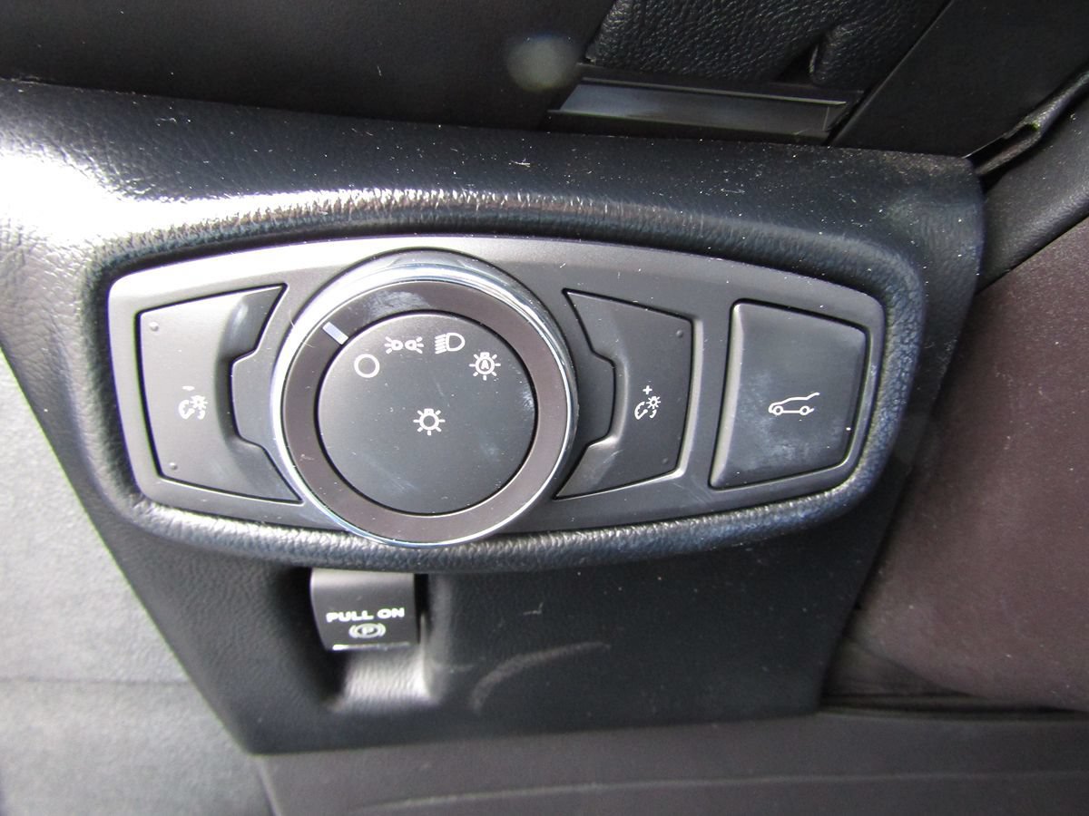 Used 2018 Lincoln MKX Reserve w/ Lincoln MKX Climate Package AWD/4WD image 12
