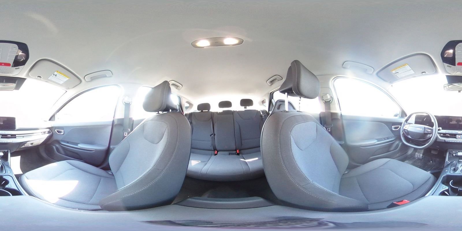 Used 2025 Kia K4 LXS image 40