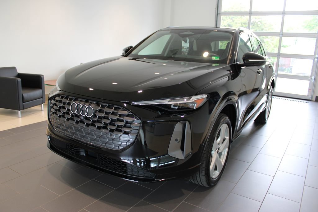 New 2025 Audi Q5 Premium Plus AWD/4WD image 4