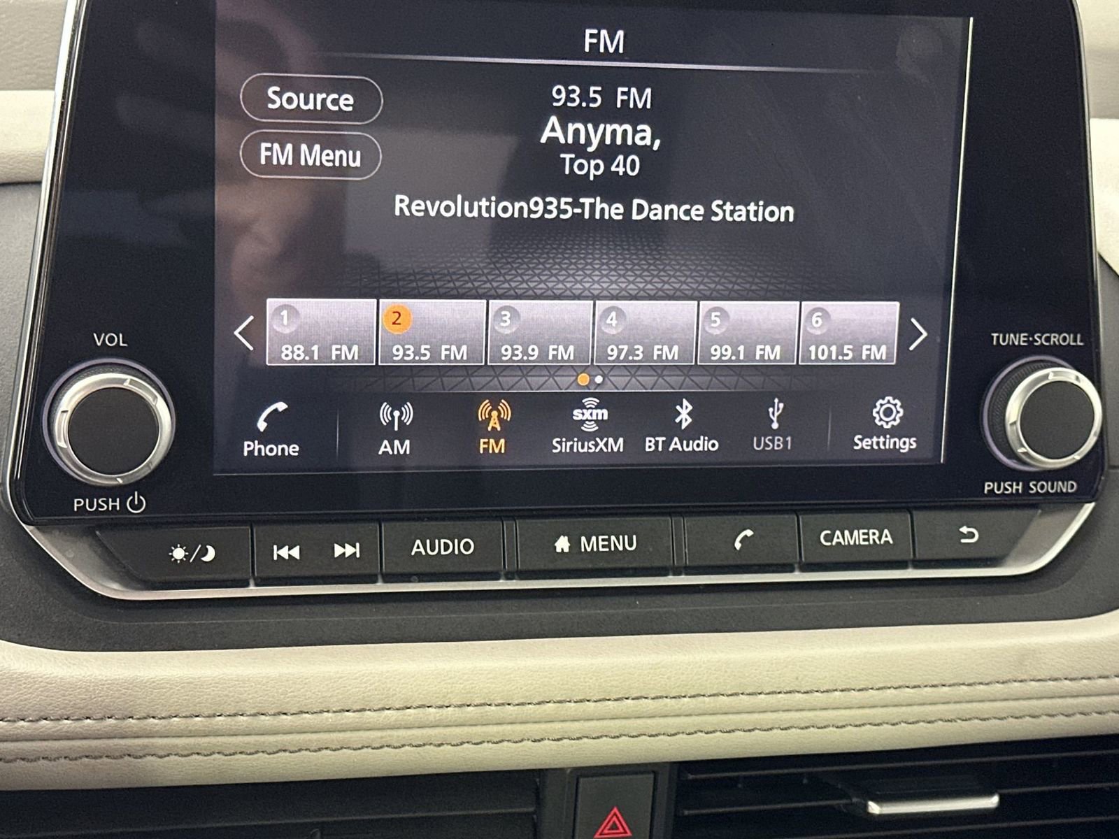 Certified 2023 Nissan Rogue SV image 22