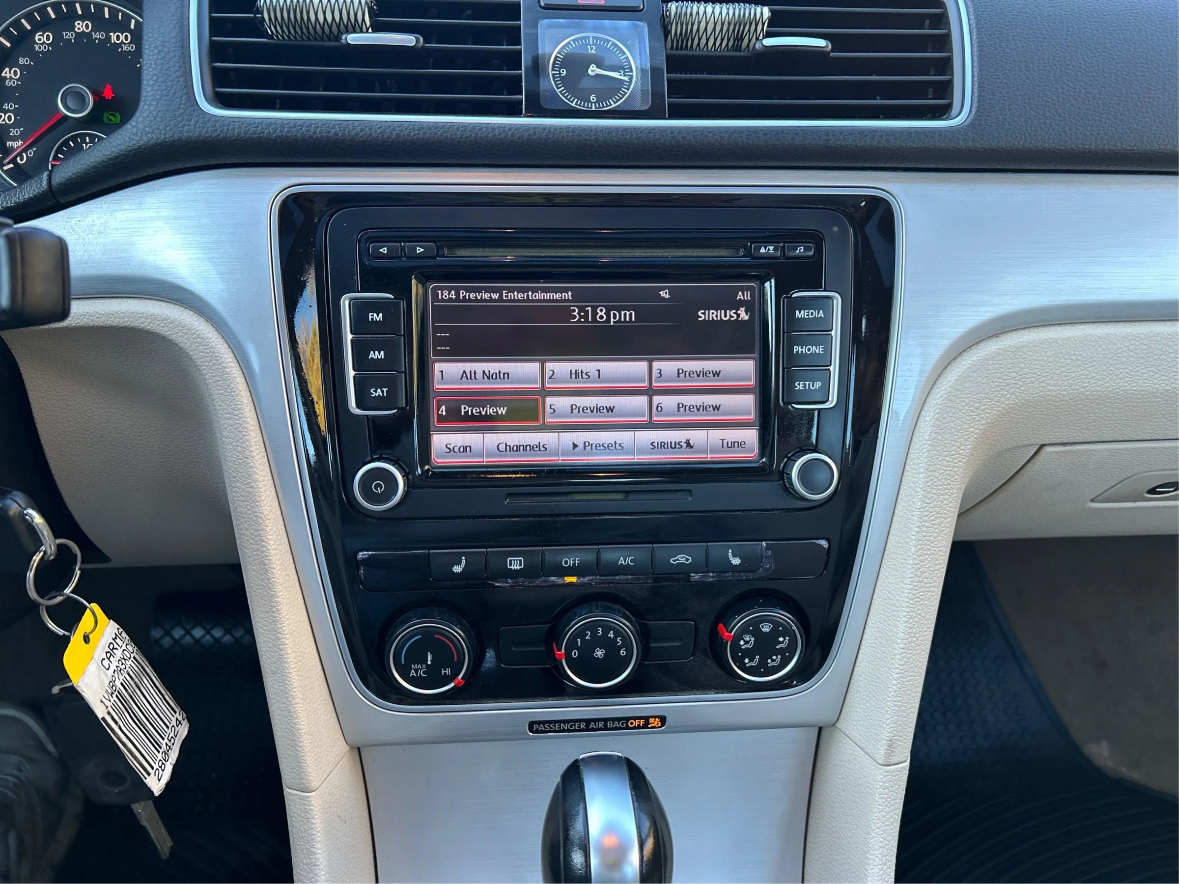 Used 2013 Volkswagen Passat 2.5 SE image 26