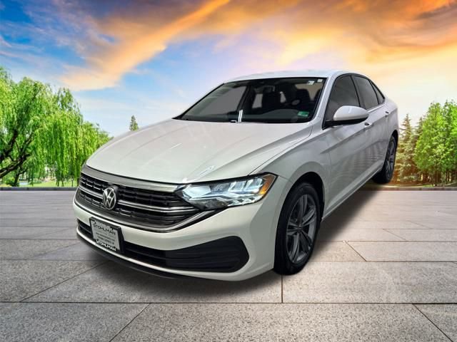 Certified 2024 Volkswagen Jetta SE image 8