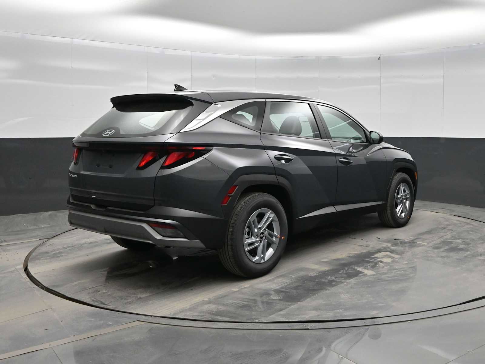 New 2026 Hyundai Tucson SE image 7