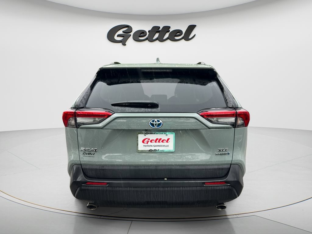 Certified 2022 Toyota RAV4 XLE Premium AWD/4WD image 6