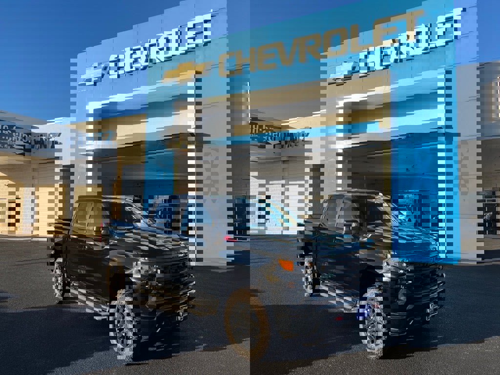 New 2026 Chevrolet Silverado 1500 Custom Trail Boss image 1