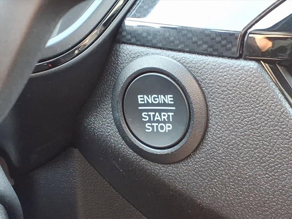 Used 2025 Ford Escape ST-Line image 27