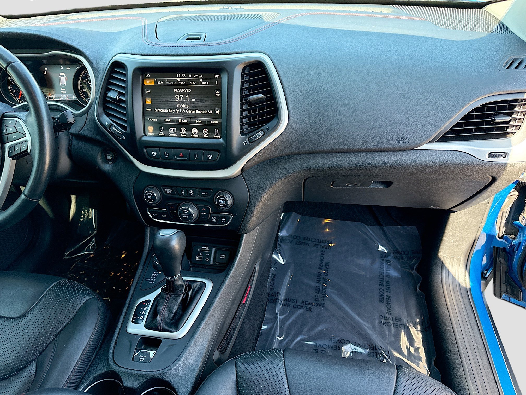 Used 2018 Jeep Cherokee Trailhawk w/ Quick Order Package 27L image 17