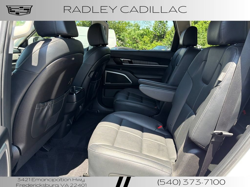 Used 2023 Kia Telluride EX w/ EX Captain's Chair Package AWD/4WD image 13
