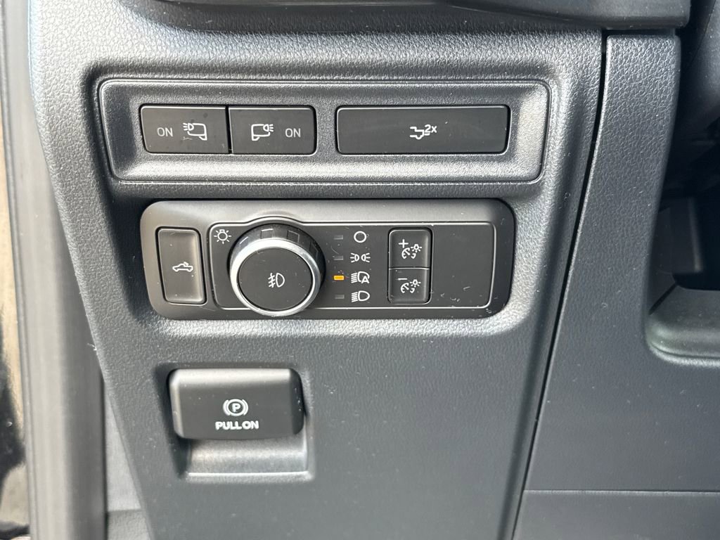 Certified 2022 Ford F150 XLT w/ Equipment Group 302A High image 14