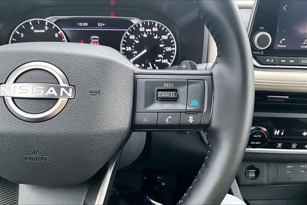 Used 2025 Nissan Rogue SV AWD/4WD image 19