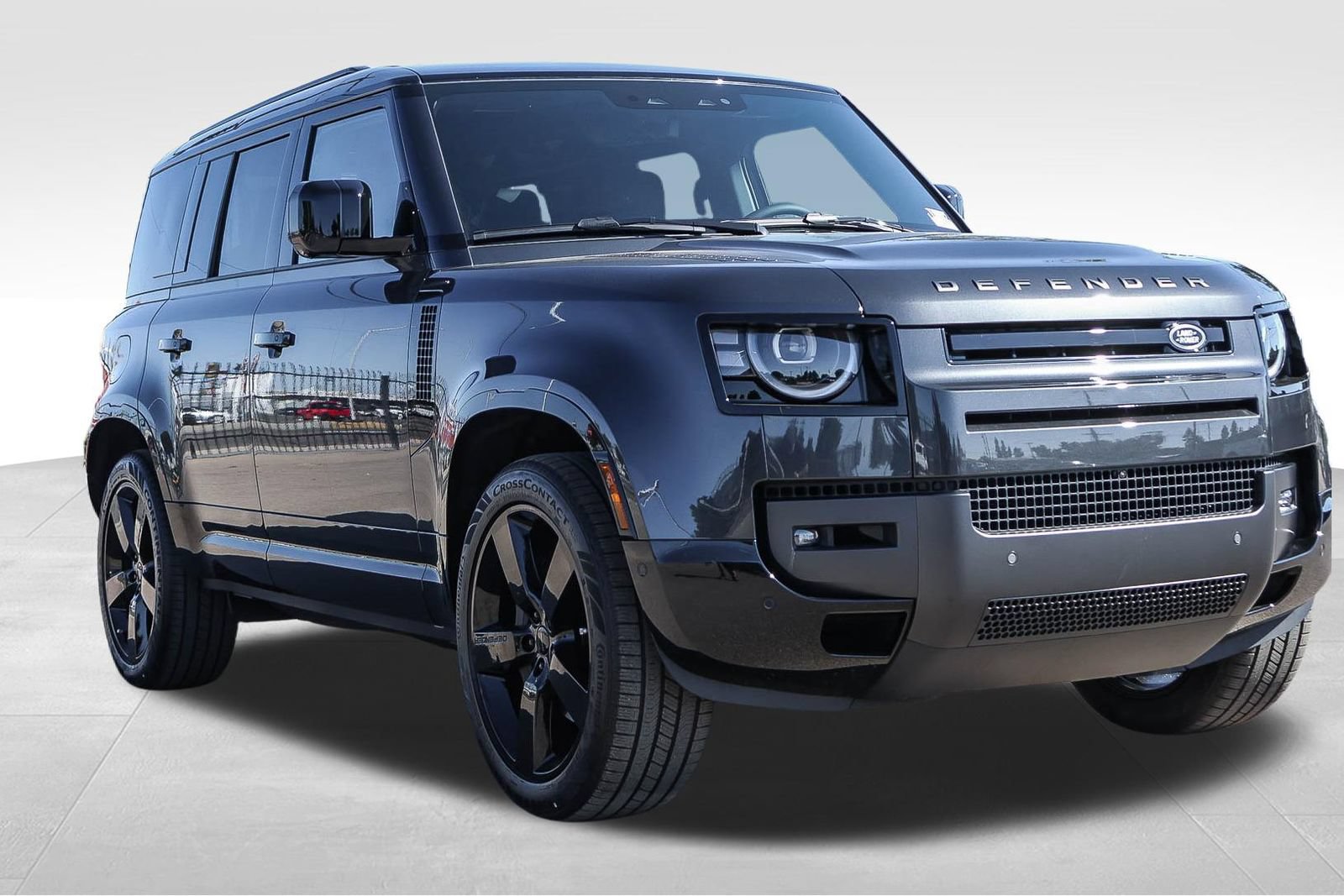 New 2026 Land Rover Defender 110 X-Dynamic SE AWD/4WD image 3