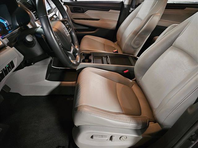 Used 2018 Honda Odyssey EX-L image 16