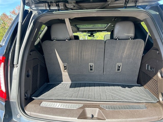 Used 2021 GMC Yukon Denali w/ Denali Premium Package image 29