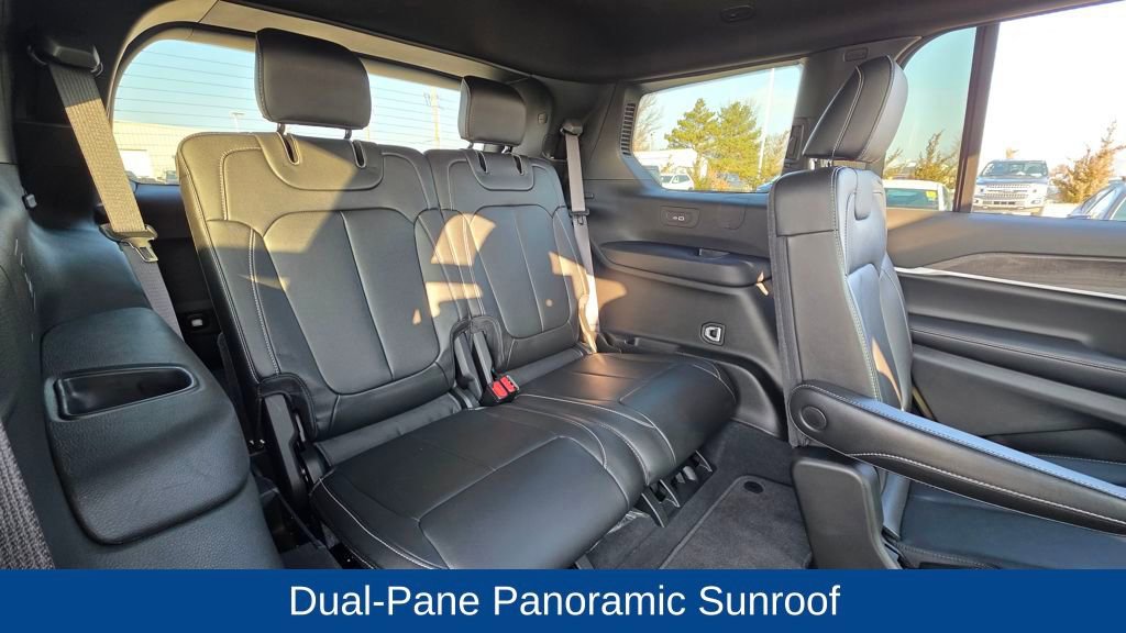 Used 2024 Jeep Grand Cherokee L Limited w/ Black Appearance Package image 16