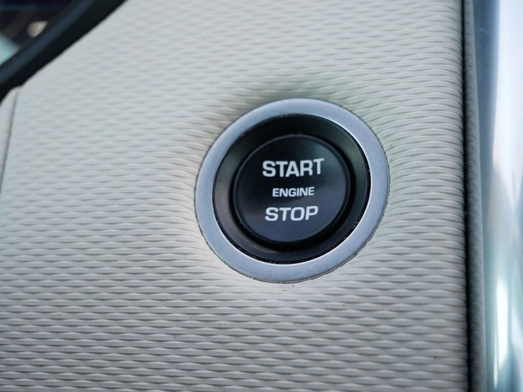 Used 2021 Land Rover Discovery HSE R-Dynamic image 26