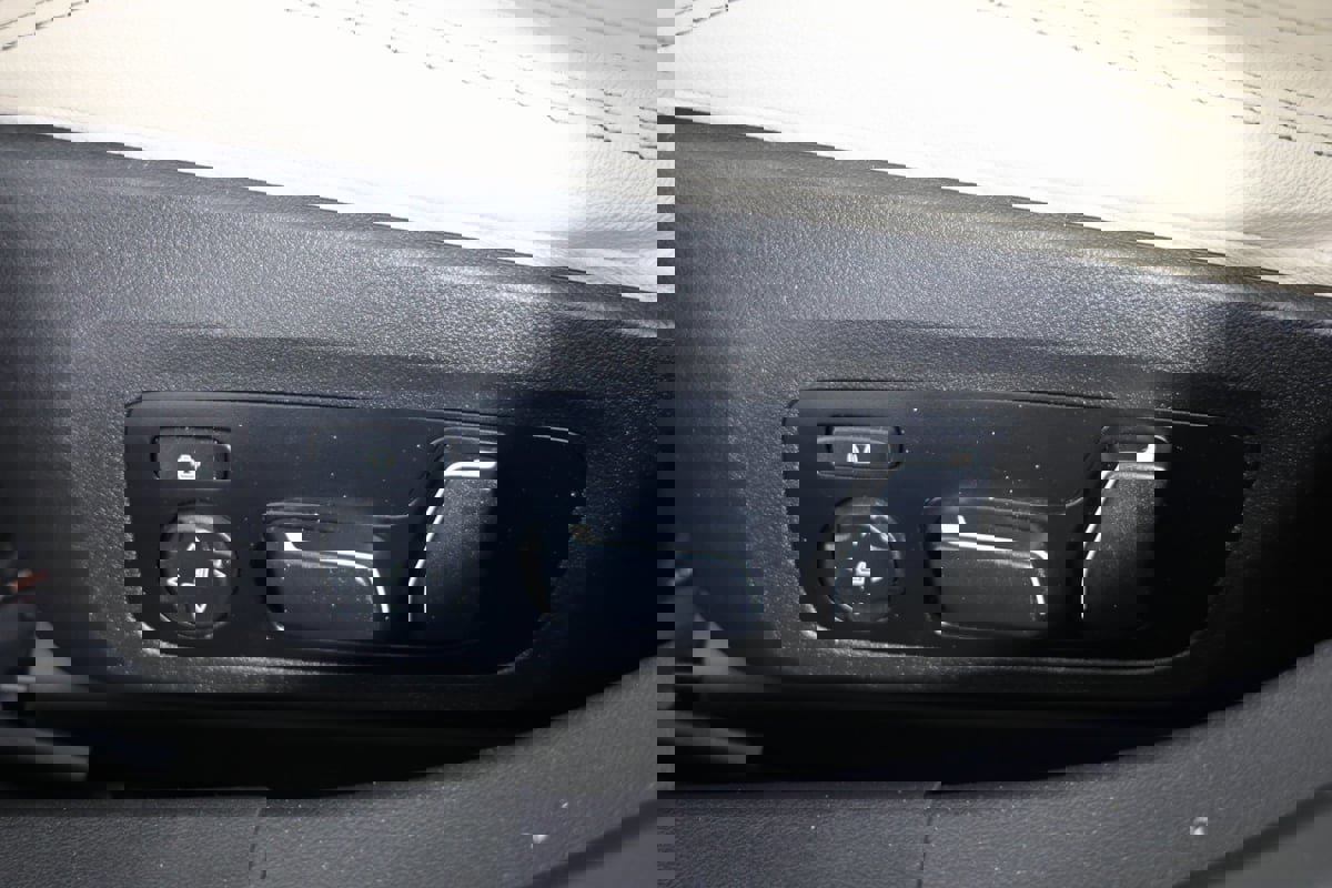 Used 2024 BMW M340i xDrive w/ Premium Package image 25