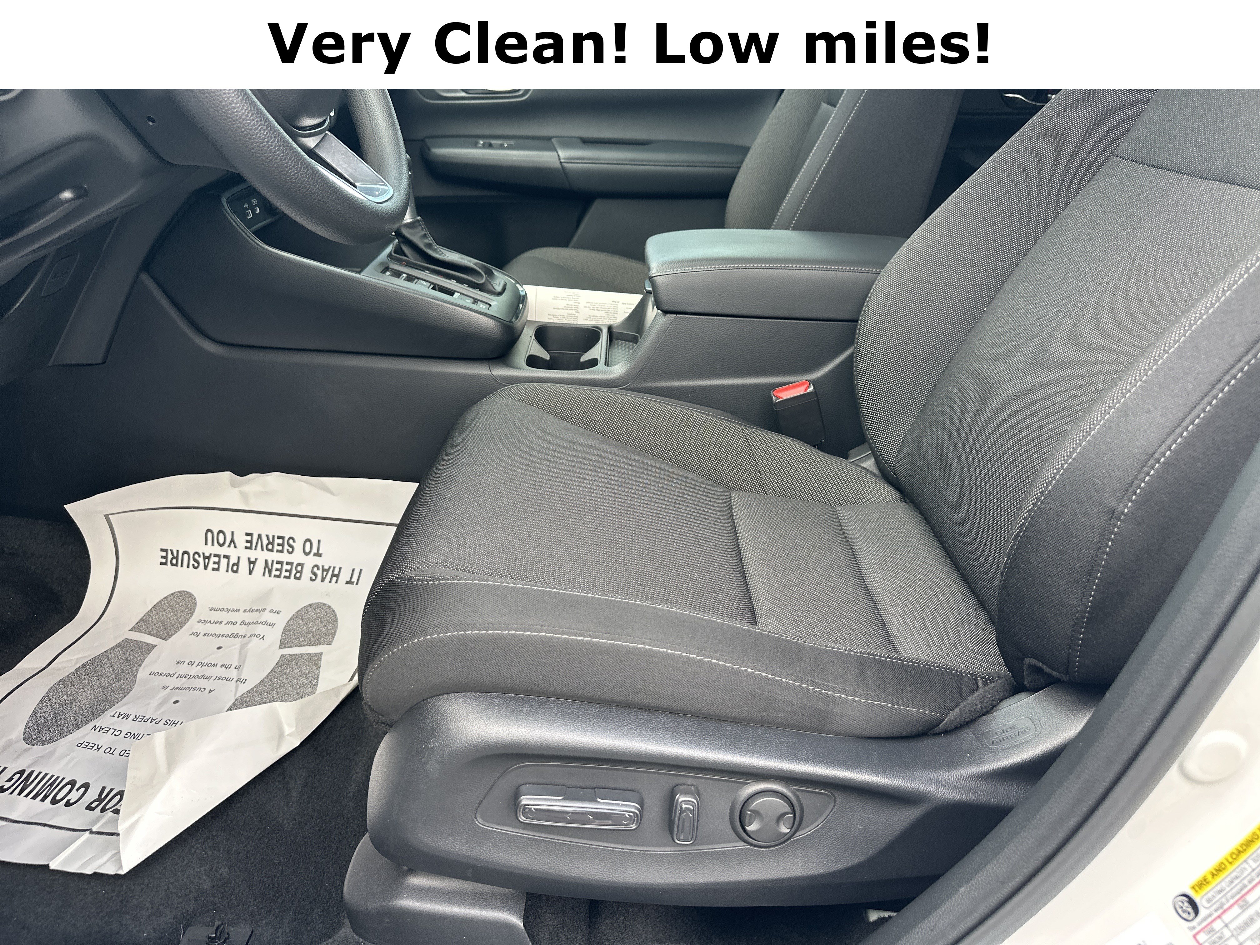 Used 2025 Honda CR-V EX image 9