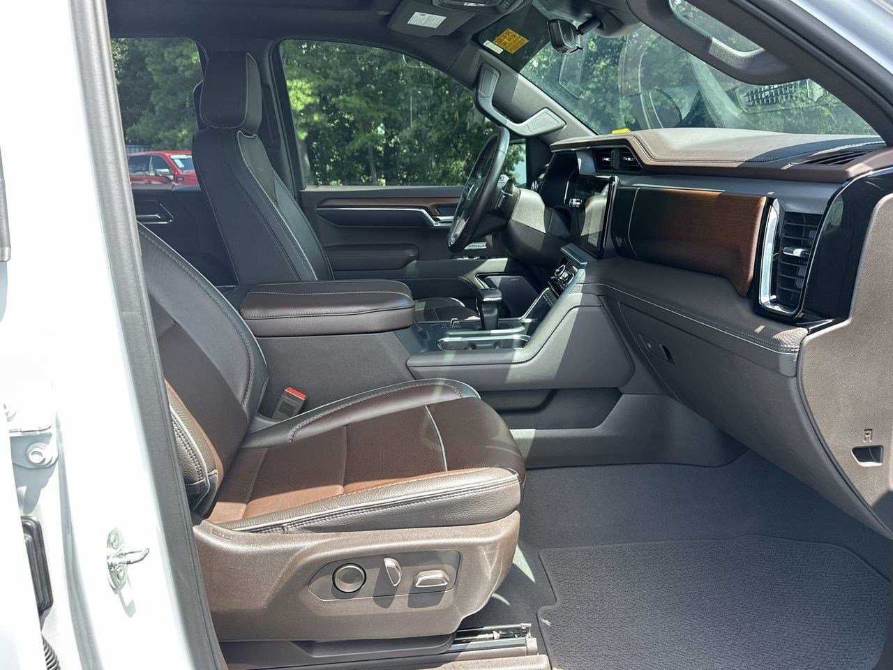Certified 2023 GMC Sierra 1500 Denali w/ Denali Reserve Package image 29