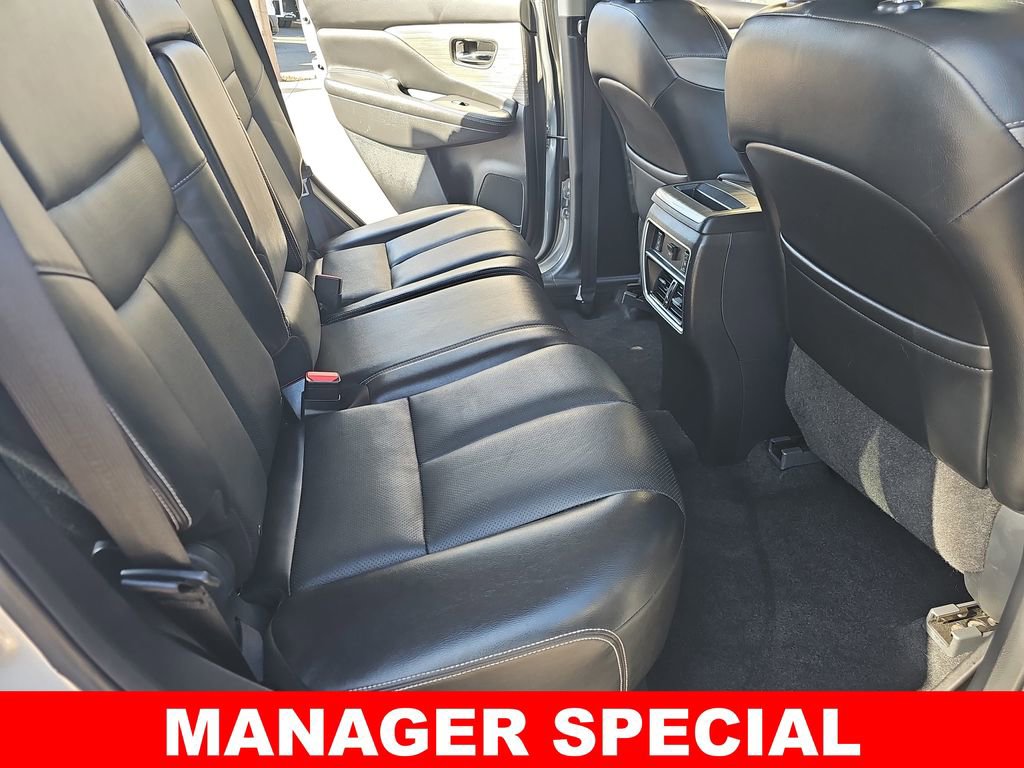 Used 2017 Nissan Murano Platinum w/ Platinum Technology Package image 11