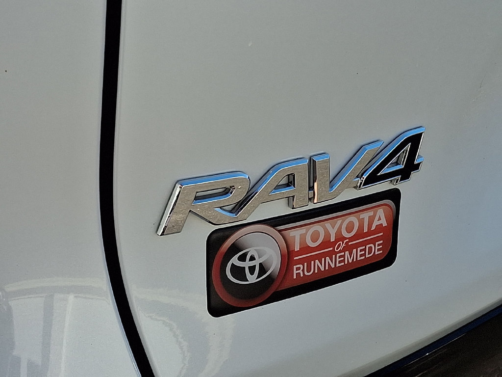 Certified 2024 Toyota RAV4 XSE w/ Advanced Technology Package AWD/4WD image 32